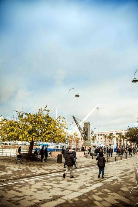La Finestra Sul Cielo Del Porto Antico Di Genova Apartment Exterior photo
