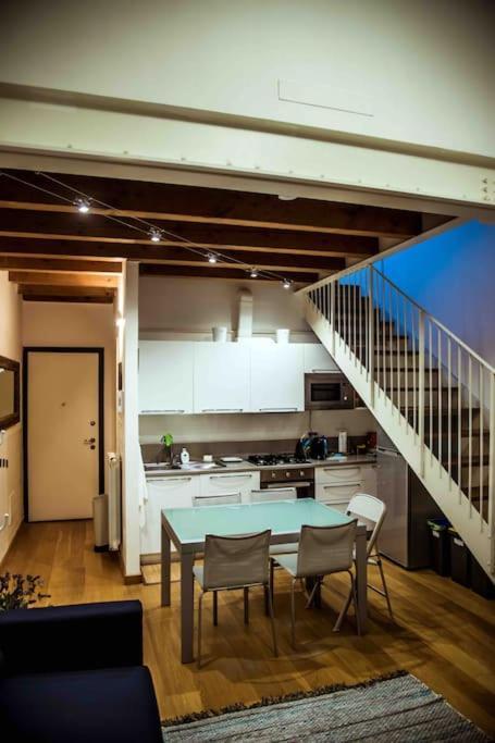 La Finestra Sul Cielo Del Porto Antico Di Genova Apartment Exterior photo